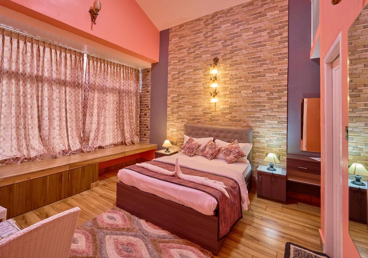 Emys Misty Charm Private Villa Ooty By Voye Homes Kültér fotó